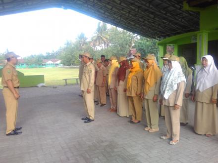 Apel Hari Senin