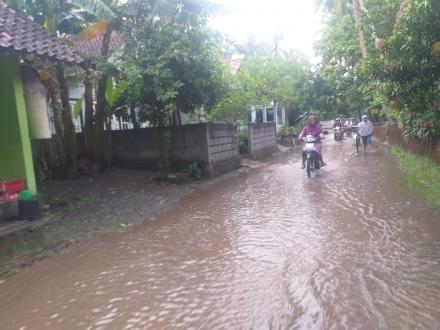 Akibat Hujan Lebat ( Nglembu )