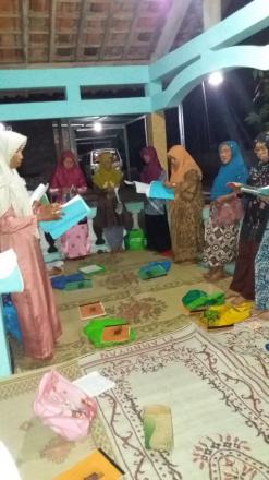 Yasinan Dan Sholawat Rutin Ibu-Ibu Di Dusun Grudo