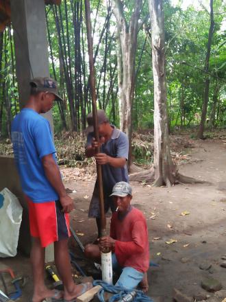 Pembuatan Sumur Di Sebelah Makam Dusun Krapyak Wetan