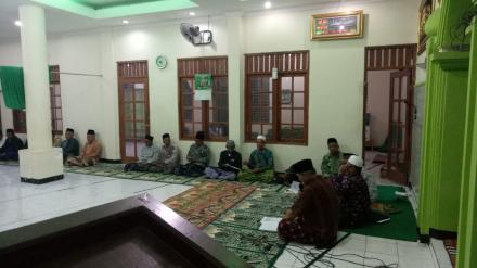 Rapat Pengajian Minggu Pon dengan Panitia Inti