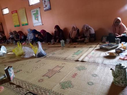 Pertemuan Darma wanita di Nglorong