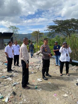 Tindak Lanjut Laporan Masyarakat Terkait Persampahan di Gedong